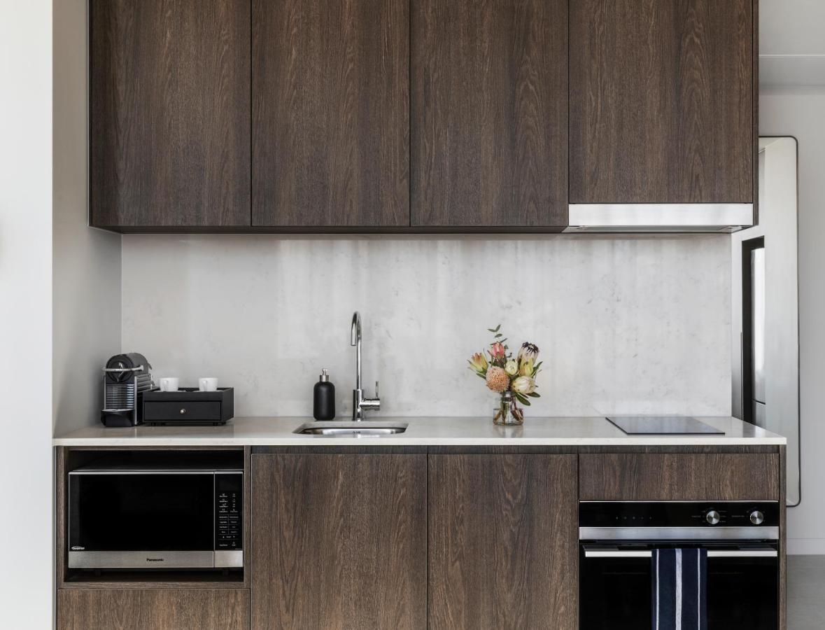 الشقق الفندقية Oakwood Premier ملبورن المظهر الخارجي الصورة A kitchen in a typical apartment